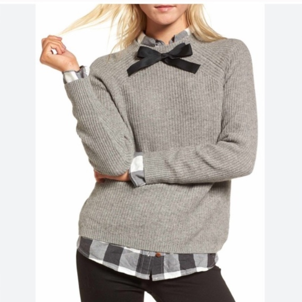 J.Crew women’s Gayle tie-neck sweater in gray knit with a black bow size S